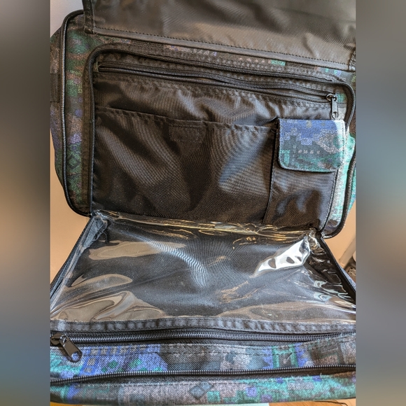 Vintage Aztec Print Carry On Travel Bag - Picture 6 of 9